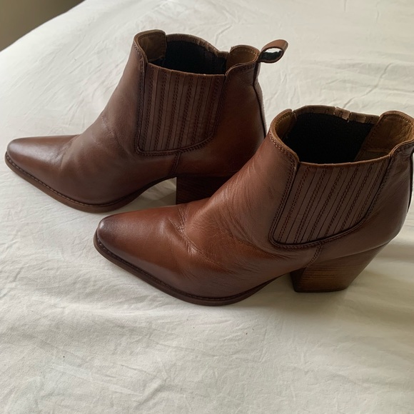 Chinese laundry booties light brown leather size 8.5 - Picture 3 of 7